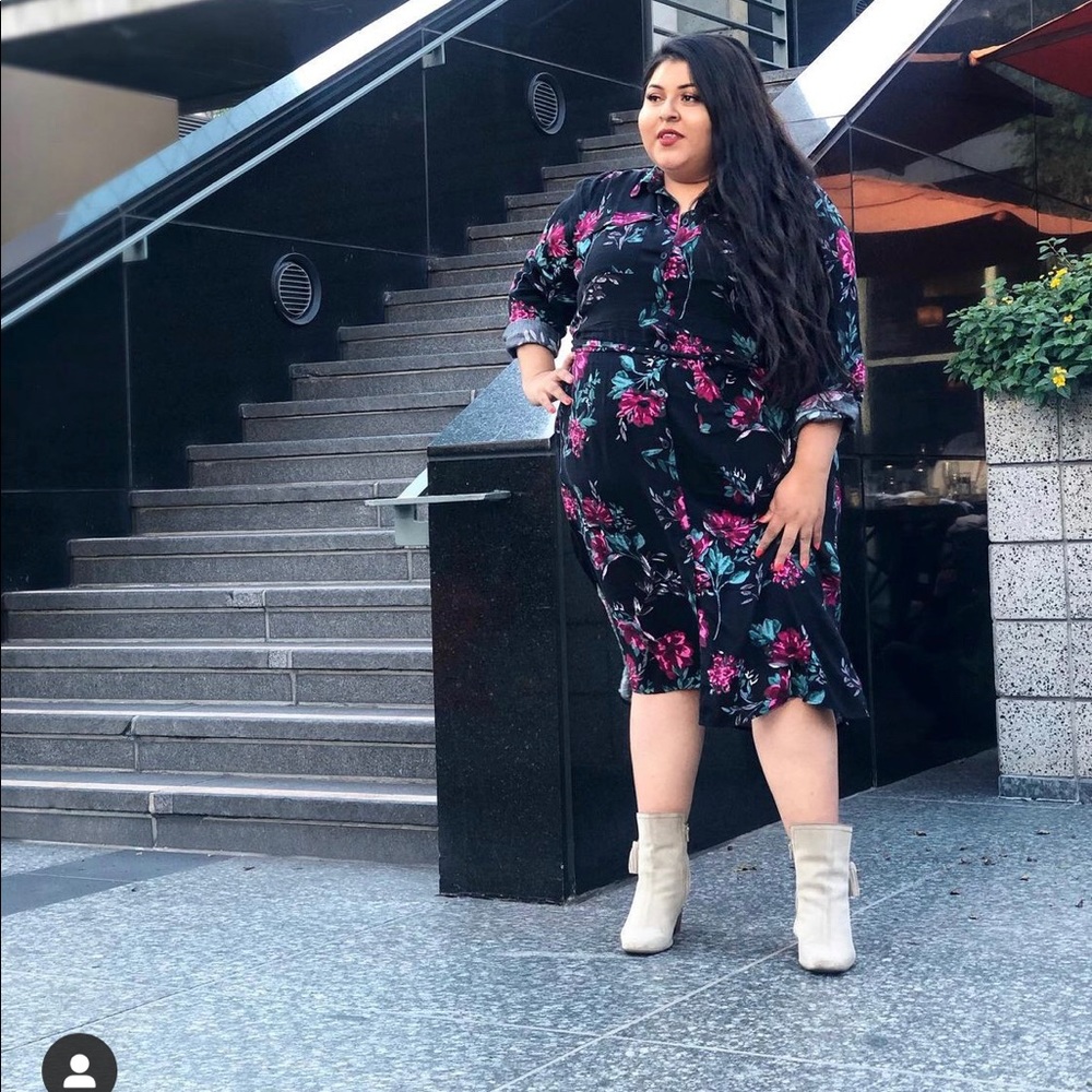 Button Down Dress - image 4